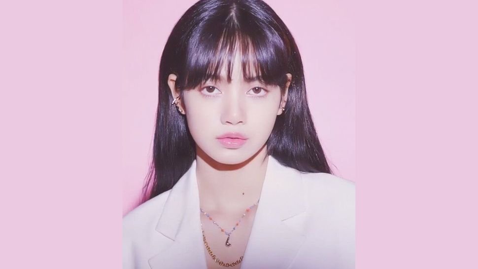 BLACKPINK’S Lisa Joins RCA for Solo Music