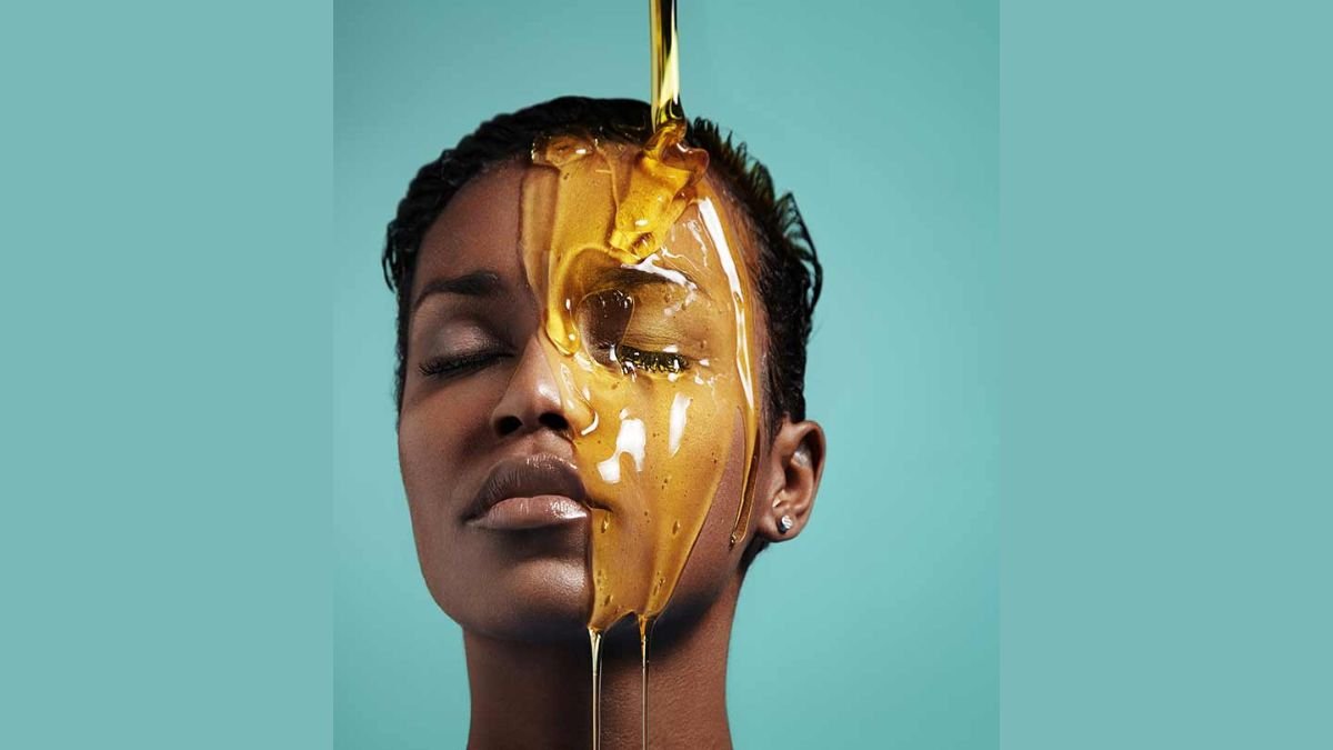 Using Honey on Your Face: Benefits, DIY Methods, and Precautions