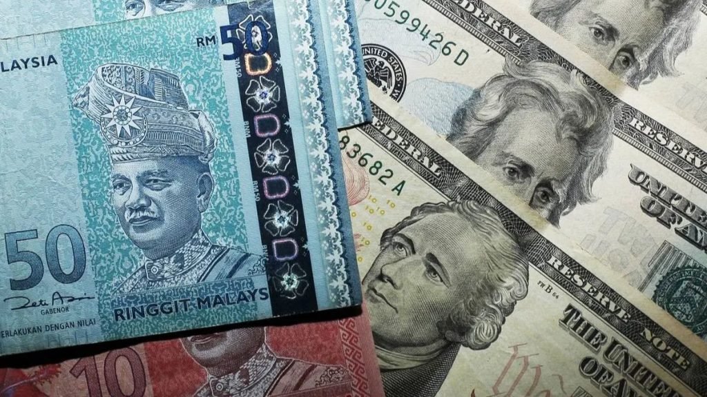 Ringgit Vs US Dollar: RM Opens Lower Against USD, Mostly Higher Against Other Major Currencies