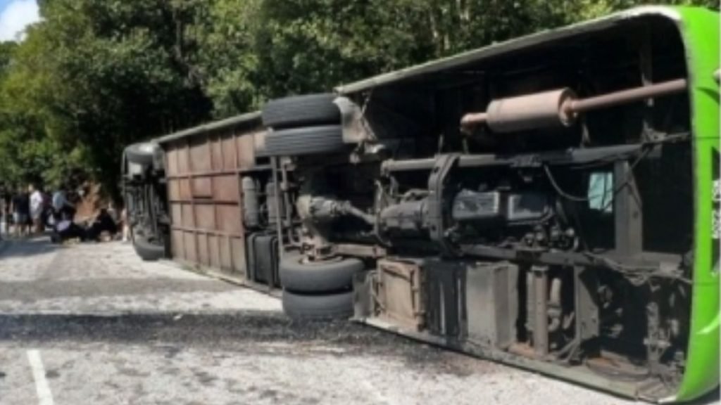 Genting Highlands: Two Chinese Nationals Killed, 19 Rescued In Tour Bus Accident