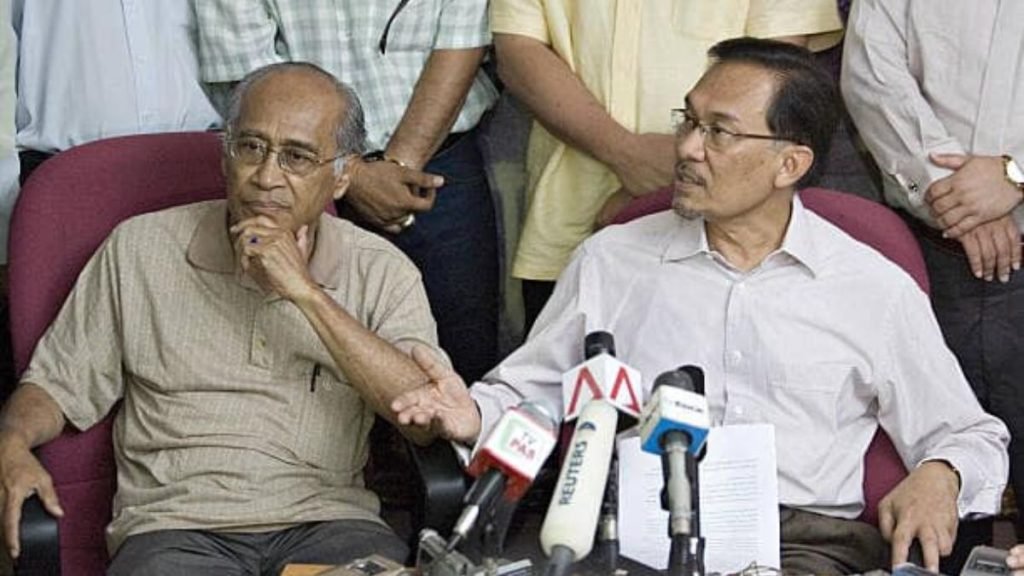 Syed Husin Ali's Demise: PM Anwar Pays Tribute To 'Friend, Mentor And Great Teacher'