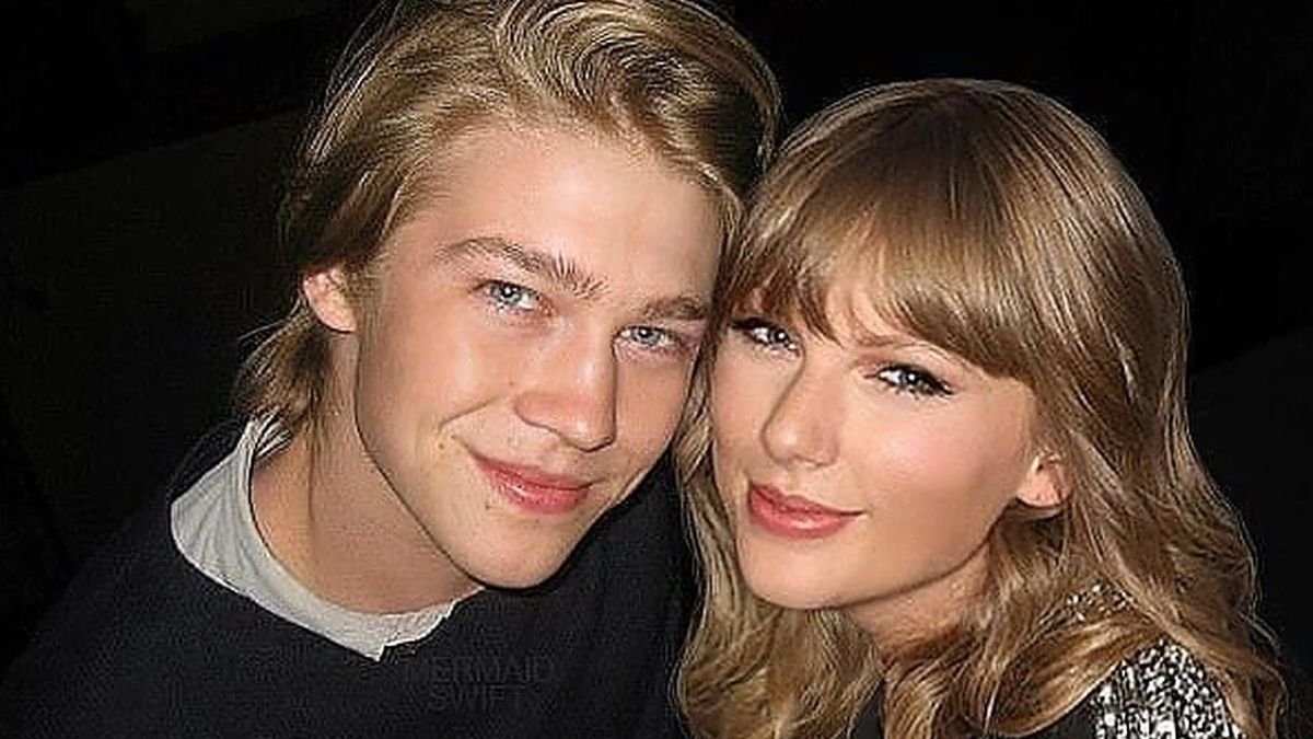 Joe Alwyn and Taylor Swift