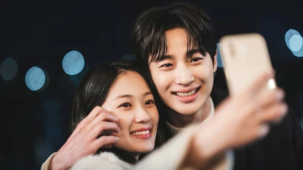 Byeon Woo Seok and Kim Hye Yoon