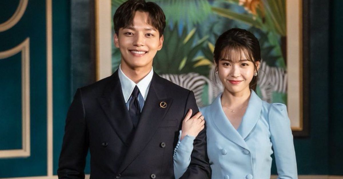 IU Sends Heartfelt Handwritten Letter to Actor Yeo Jin Goo